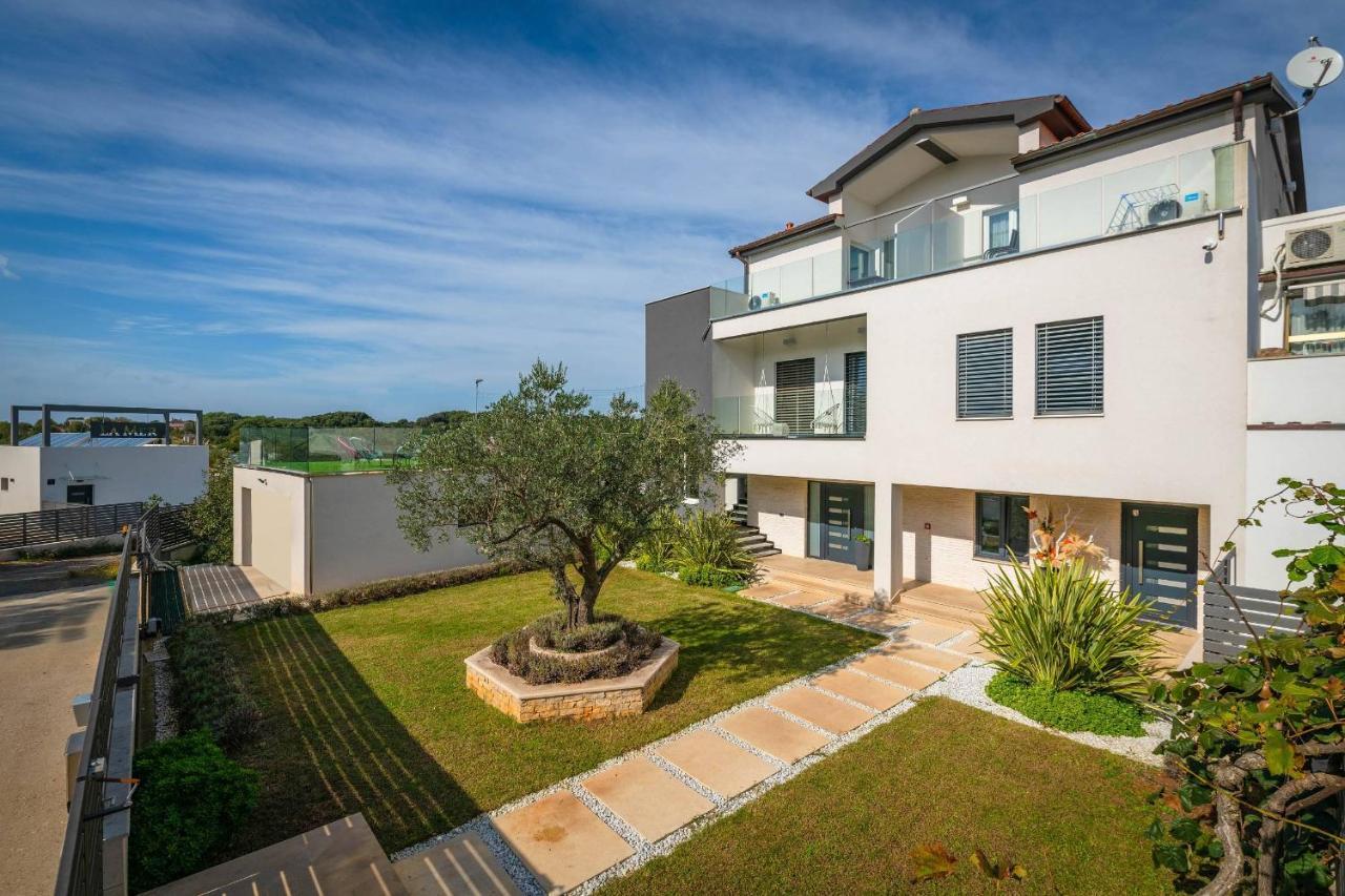 Apartments La Mer Πούλα Εξωτερικό φωτογραφία