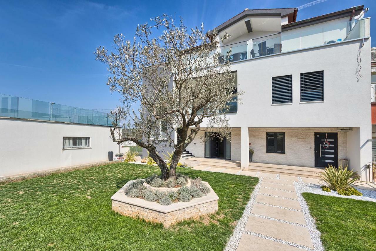 Apartments La Mer Πούλα Εξωτερικό φωτογραφία