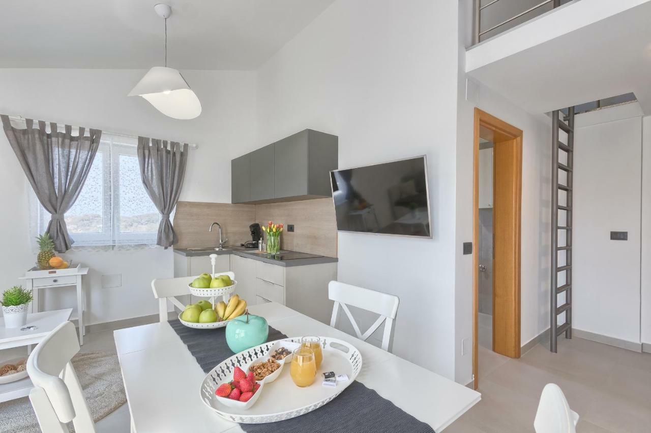 Apartments La Mer Πούλα Εξωτερικό φωτογραφία