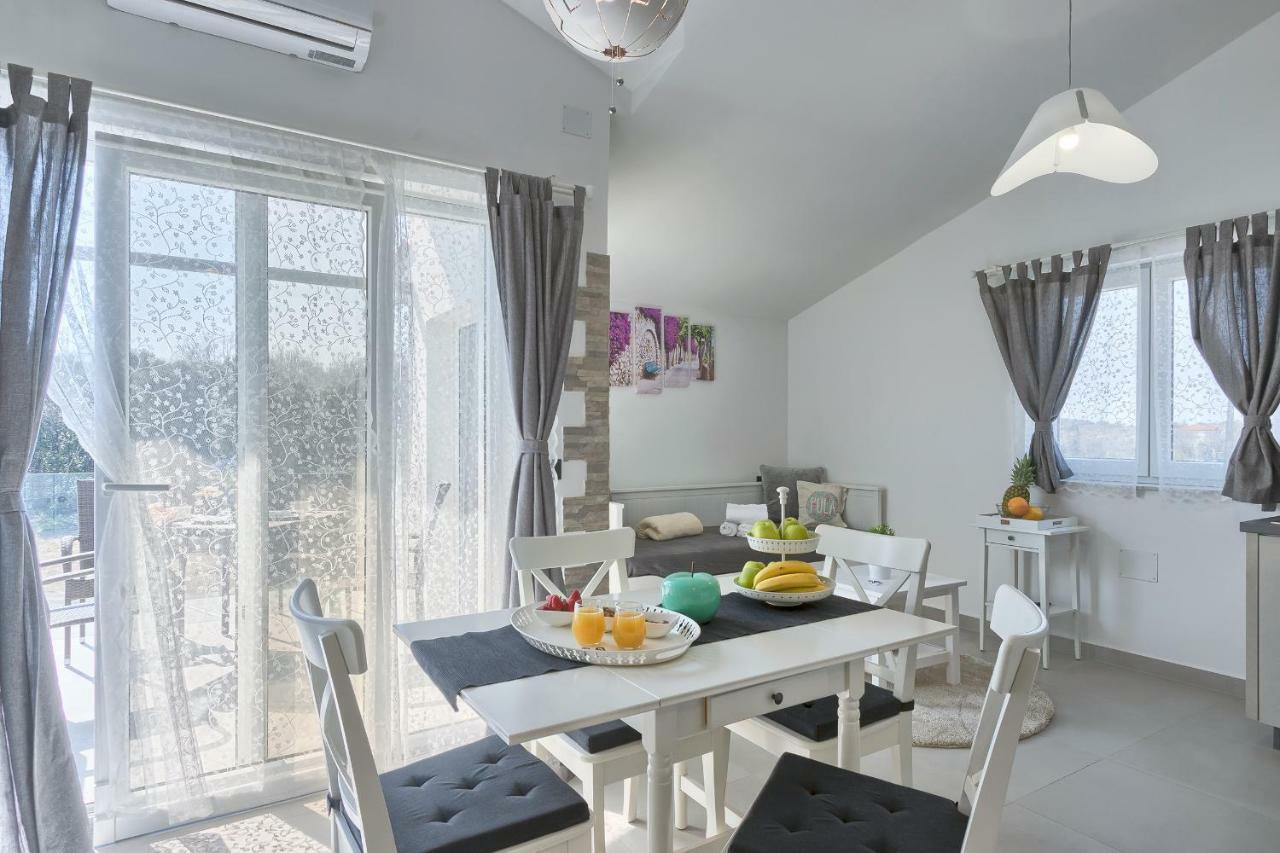 Apartments La Mer Πούλα Εξωτερικό φωτογραφία