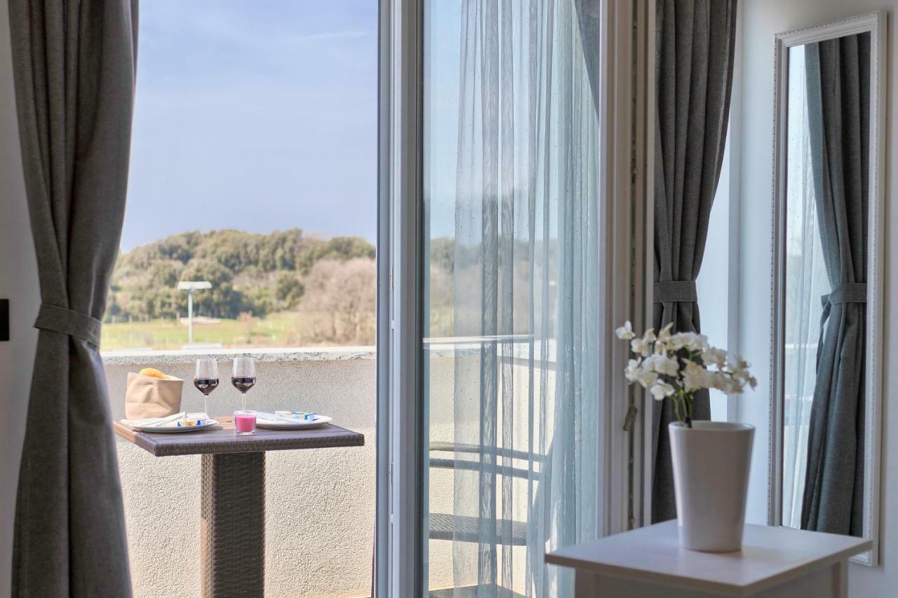 Apartments La Mer Πούλα Εξωτερικό φωτογραφία