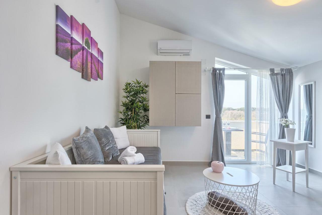 Apartments La Mer Πούλα Εξωτερικό φωτογραφία
