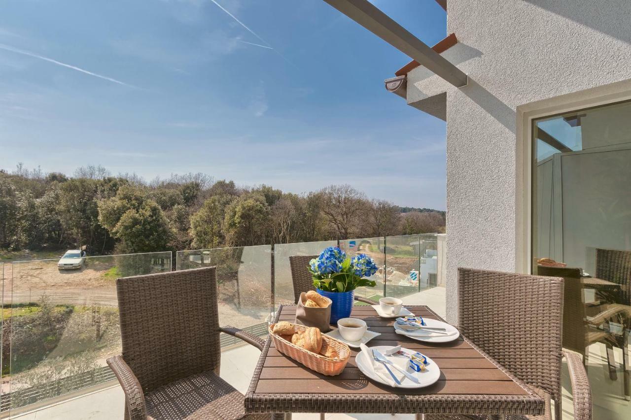 Apartments La Mer Πούλα Εξωτερικό φωτογραφία