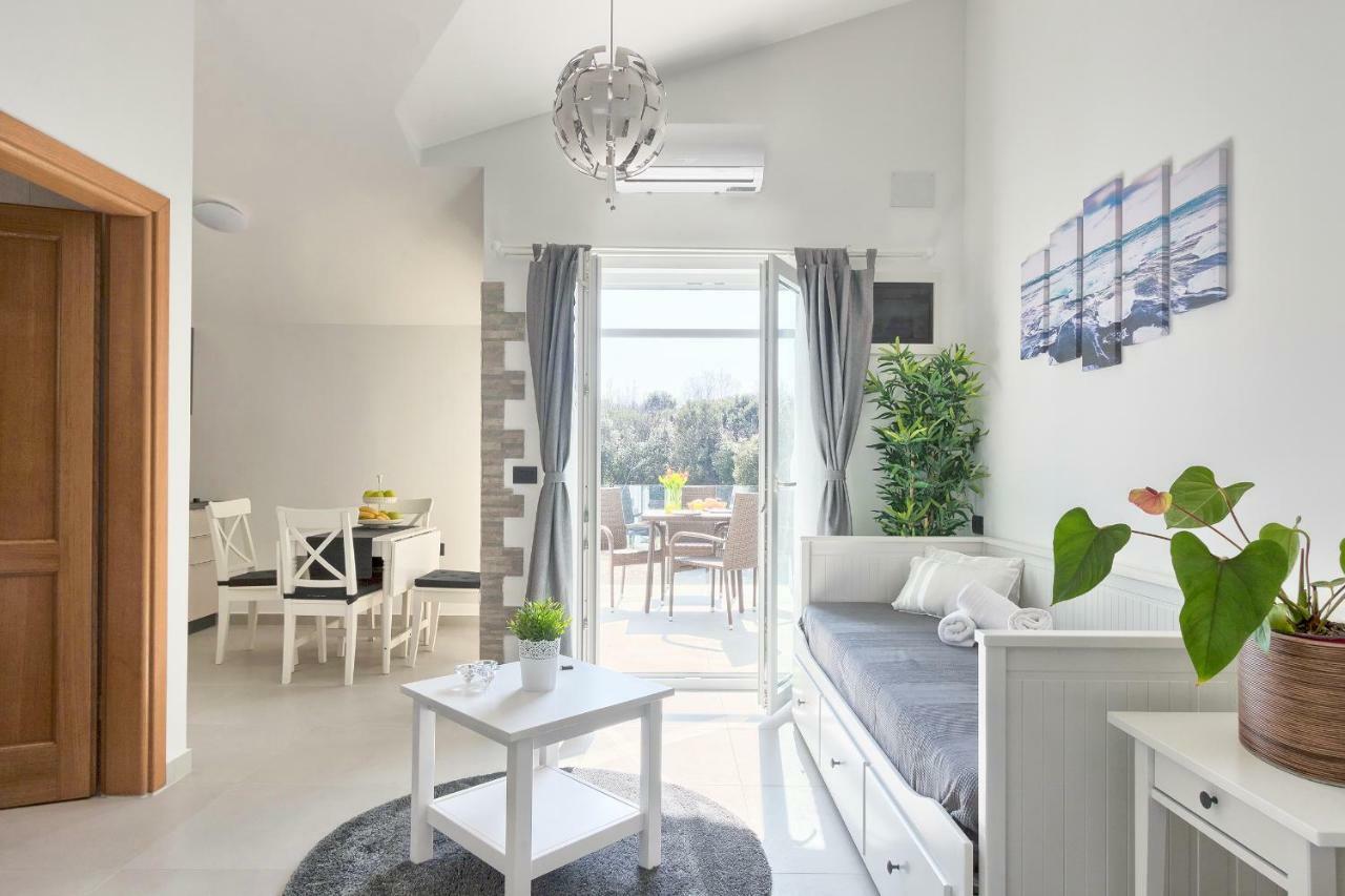 Apartments La Mer Πούλα Εξωτερικό φωτογραφία