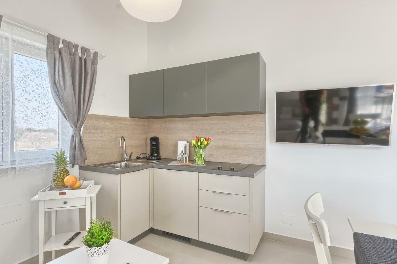 Apartments La Mer Πούλα Εξωτερικό φωτογραφία