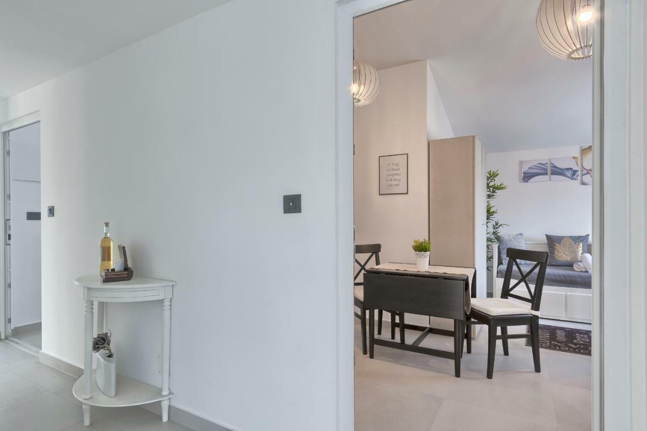 Apartments La Mer Πούλα Εξωτερικό φωτογραφία