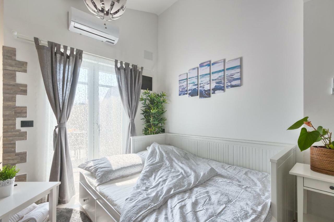 Apartments La Mer Πούλα Εξωτερικό φωτογραφία