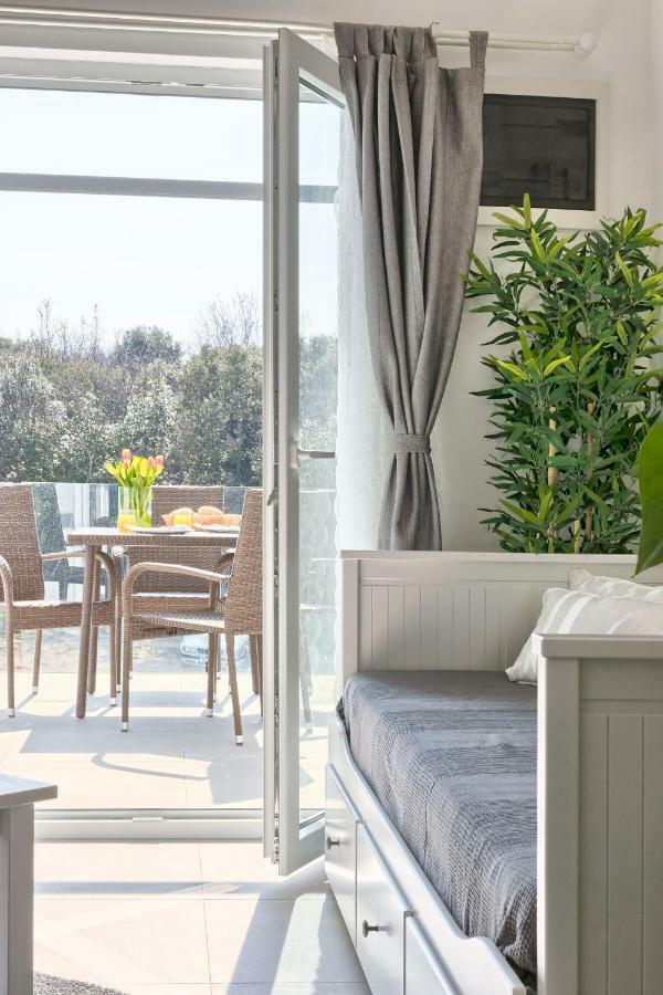 Apartments La Mer Πούλα Εξωτερικό φωτογραφία