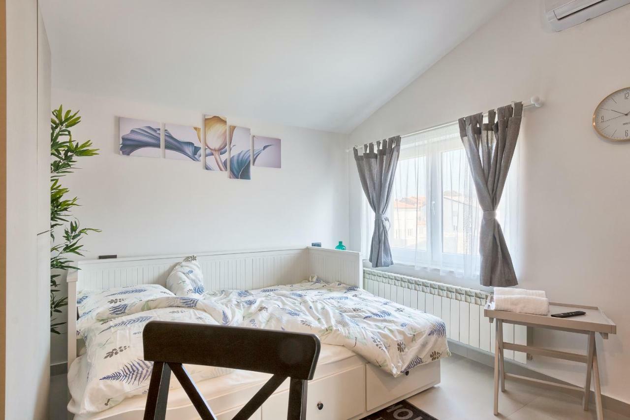Apartments La Mer Πούλα Εξωτερικό φωτογραφία