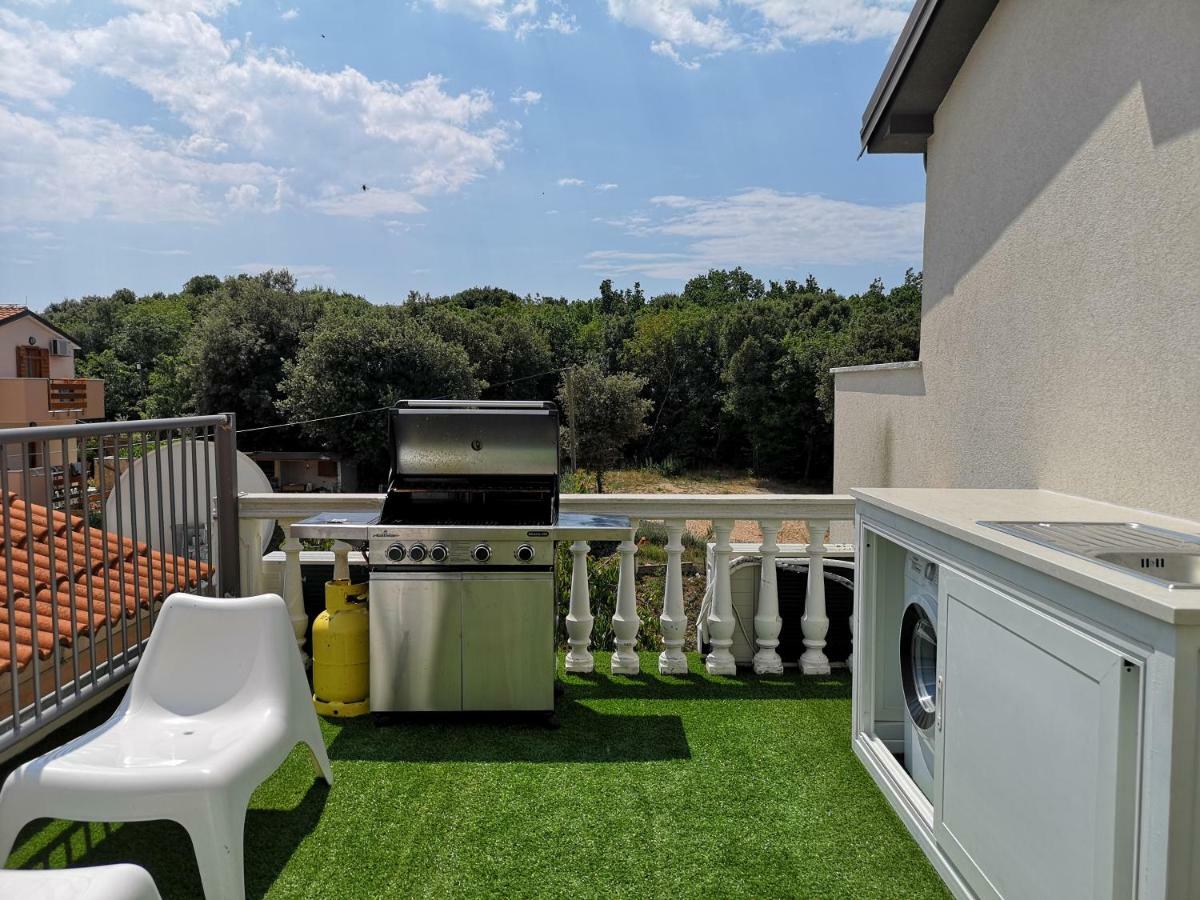 Apartments La Mer Πούλα Εξωτερικό φωτογραφία
